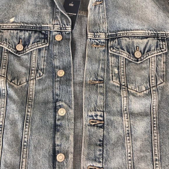 Lucky Brand Boyfriend Jean Jacket Distressed Sizes S and L NWT - Picture 14 of 14
